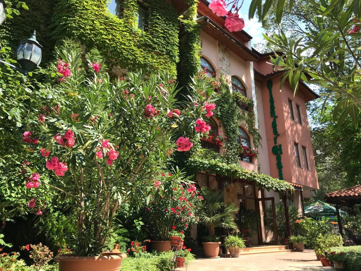 Oleander House And Tennis Club Ξενοδοχείο 3*