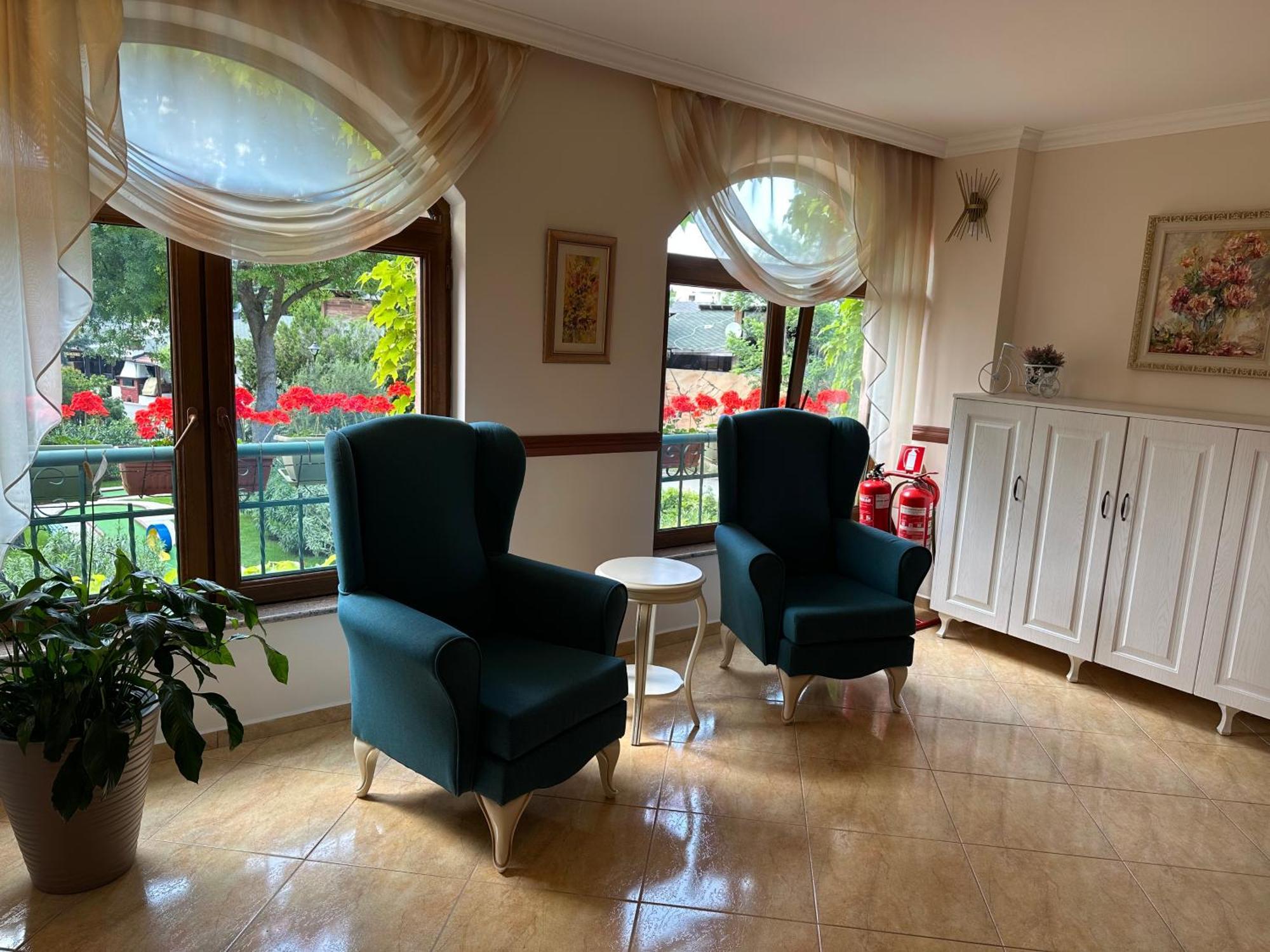 Hotel Oleander House And Tennis Club 3*