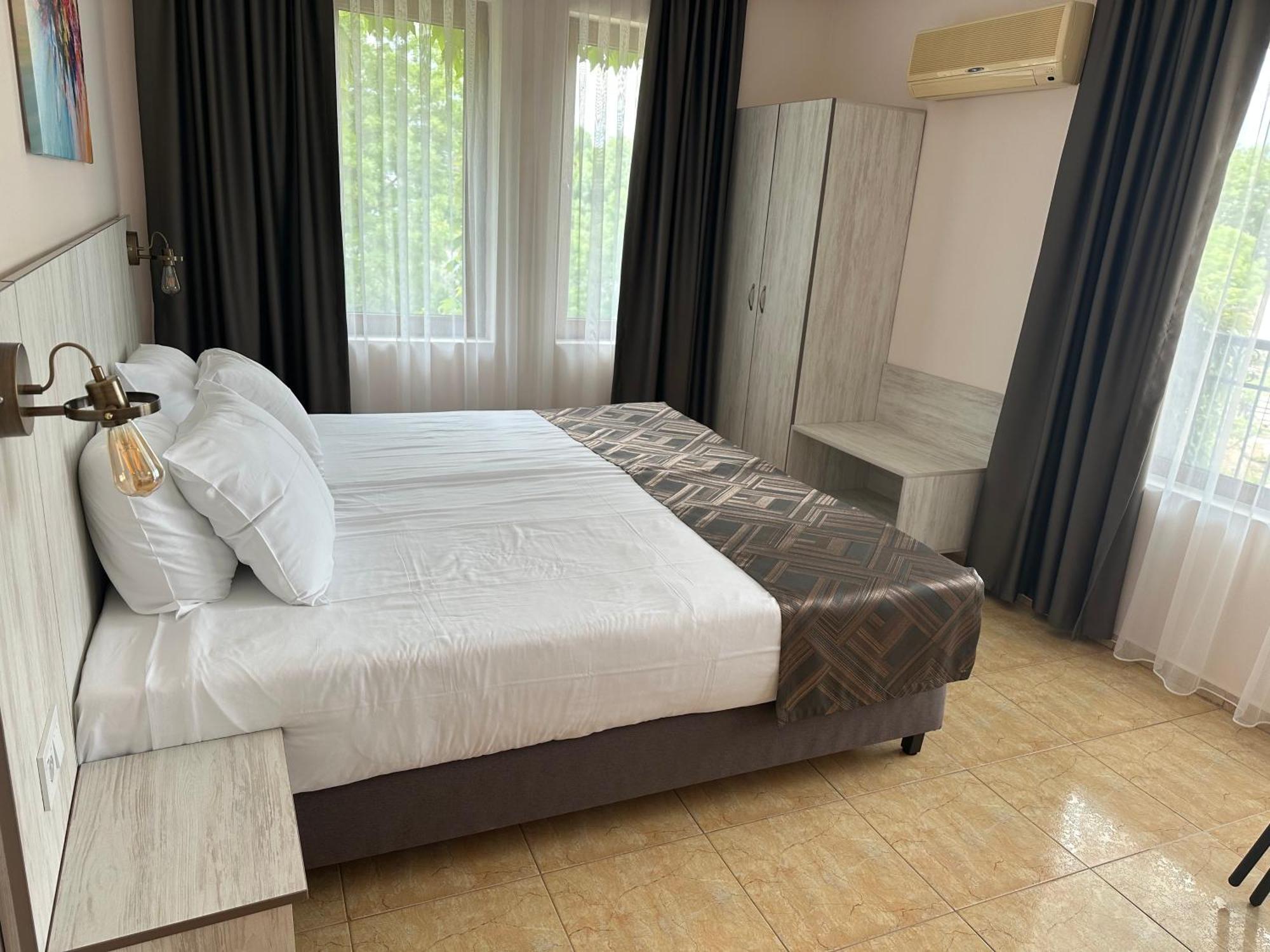 Oleander House And Tennis Club Sunny Beach